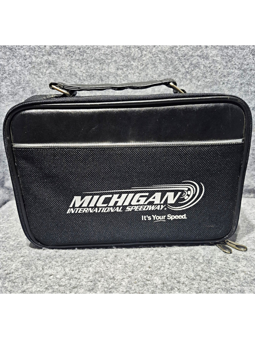 Michigan International Speedway Racing Poker Set Case Chips Cards Dealer Button
